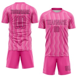 Benutzerdefiniertes rosa hellrosa-schwarzes geometrisches Sublimations-Fußballuniformtrikot